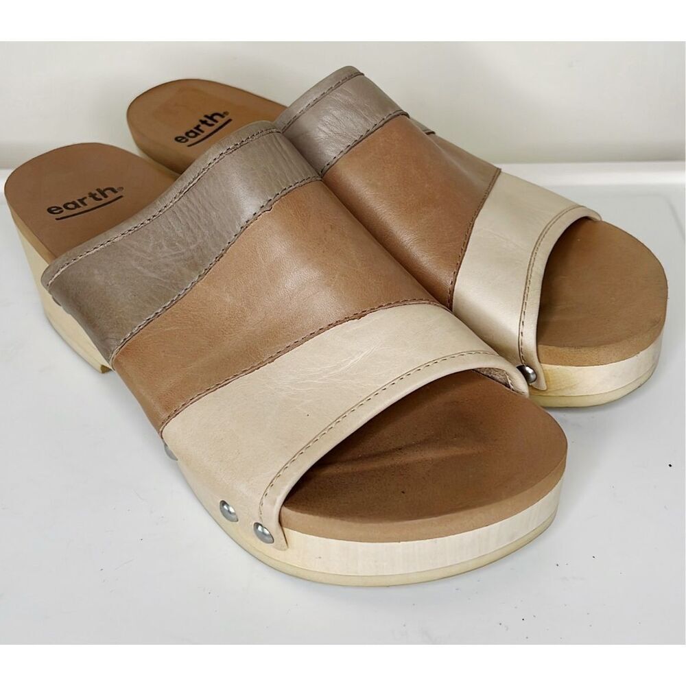 Anthropologie Earth Pine Tiga Clogs Size 10 in Nude